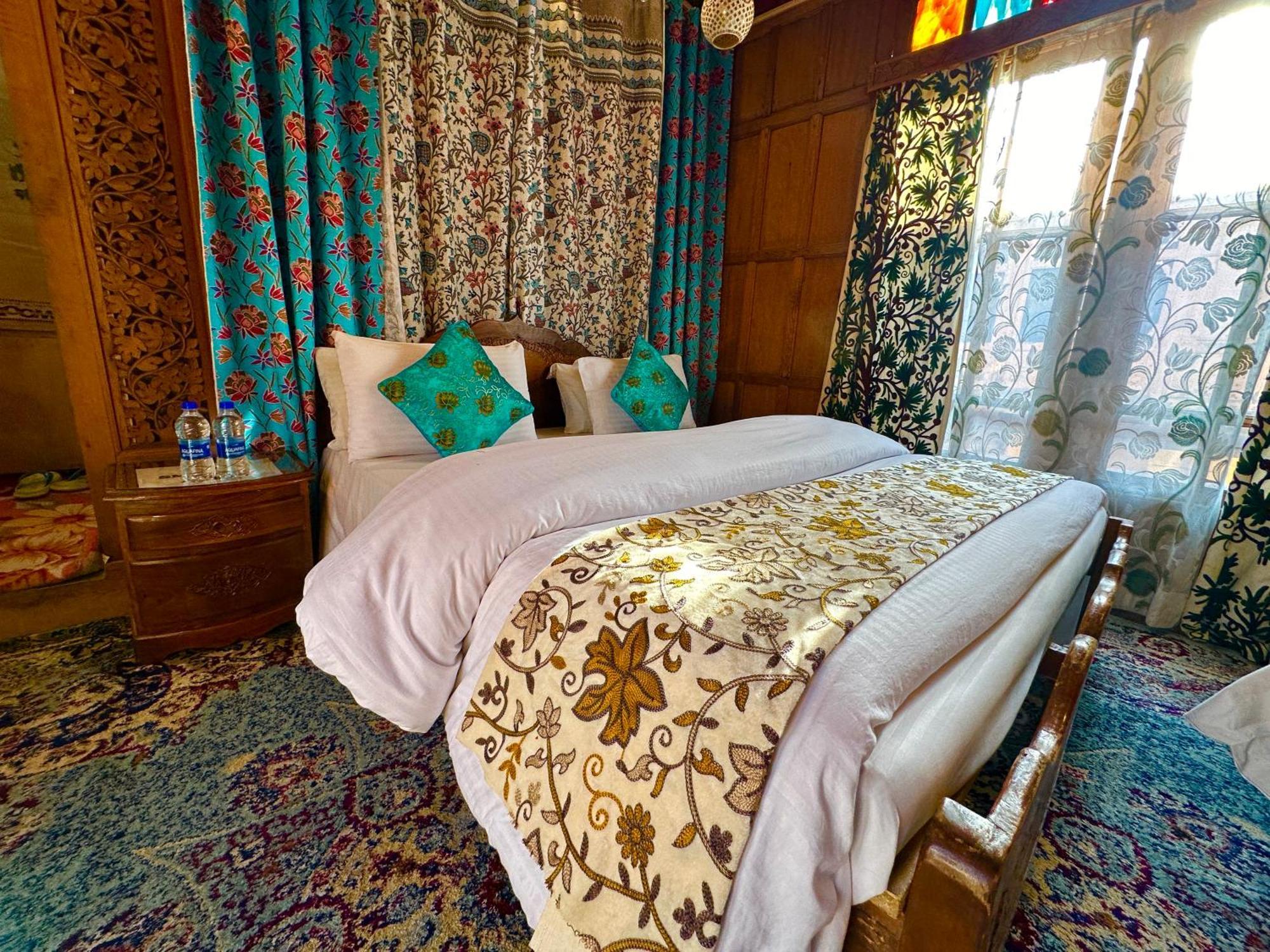 Lake Palace Group Of House Boats Srinagar  Ngoại thất bức ảnh
