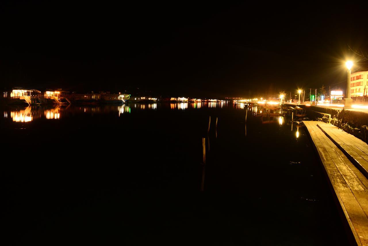 Lake Palace Group Of House Boats Srinagar  Ngoại thất bức ảnh