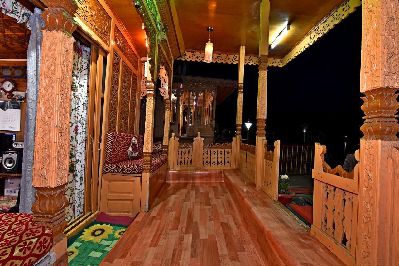 Lake Palace Group Of House Boats Srinagar  Ngoại thất bức ảnh