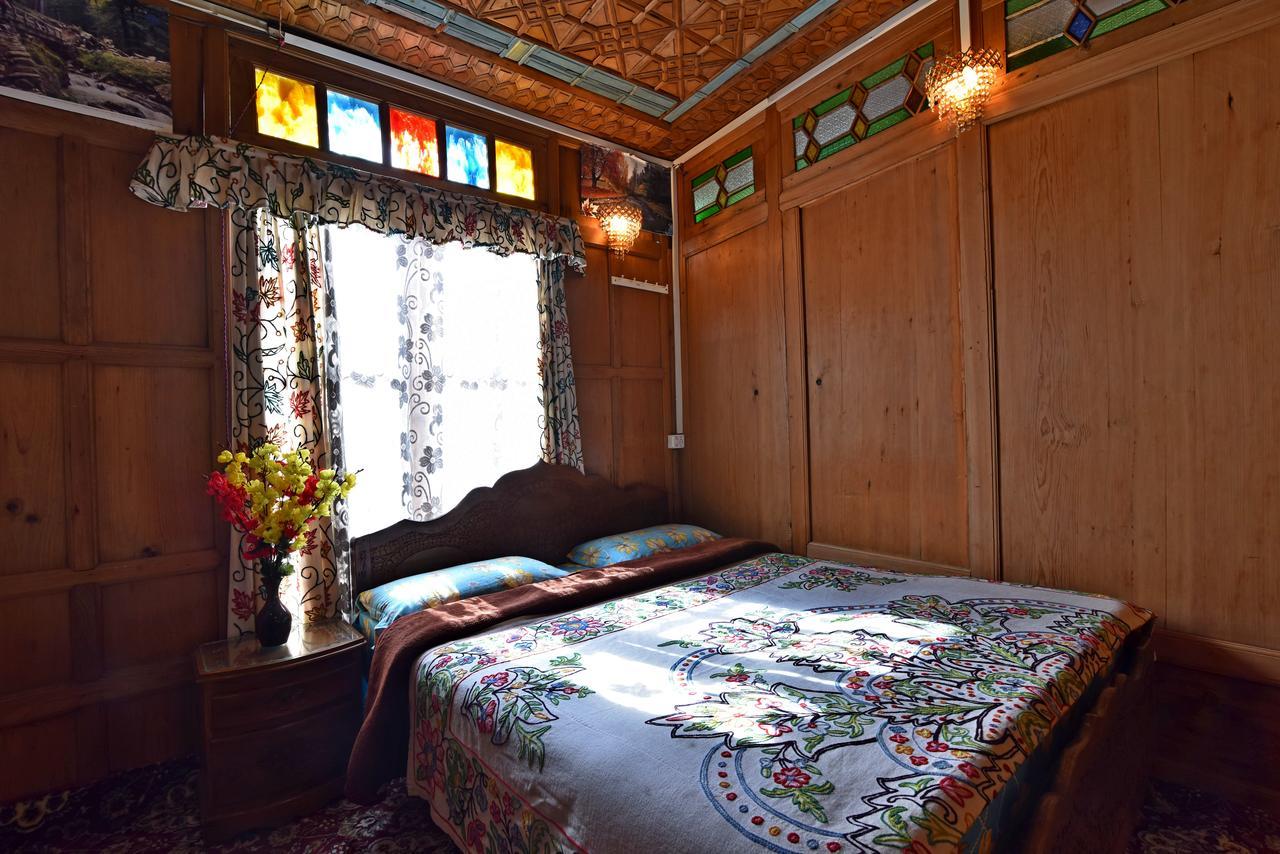 Lake Palace Group Of House Boats Srinagar  Ngoại thất bức ảnh